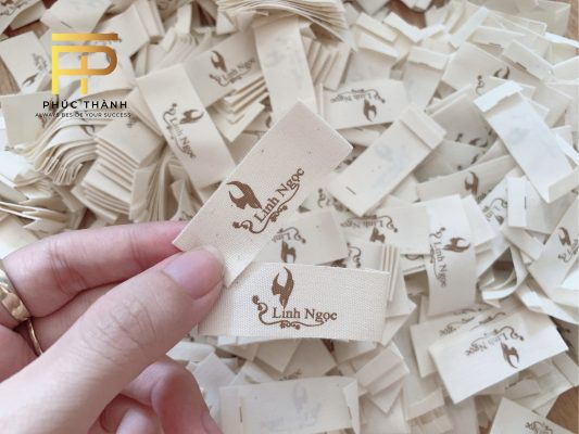 In Nhãn Cotton - Nhãn Vải Cotton 【 Gía Rẻ Nhất - Chỉ 650K/cuộn 】